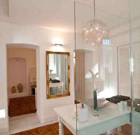 Apartment 388 Düsseldorf